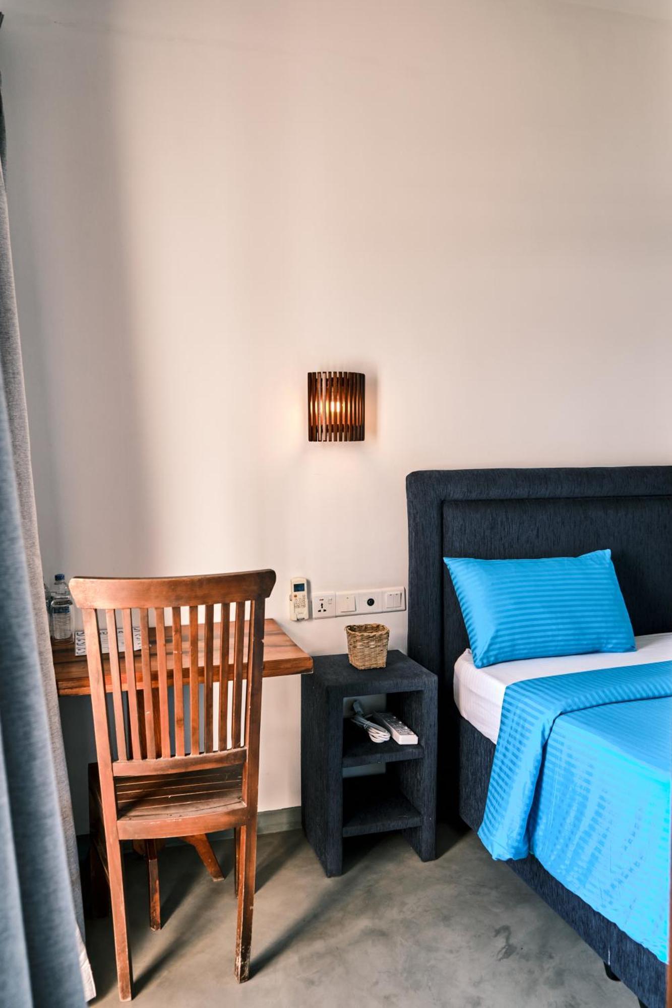 Ruma Surf Hotel Ахангама Экстерьер фото