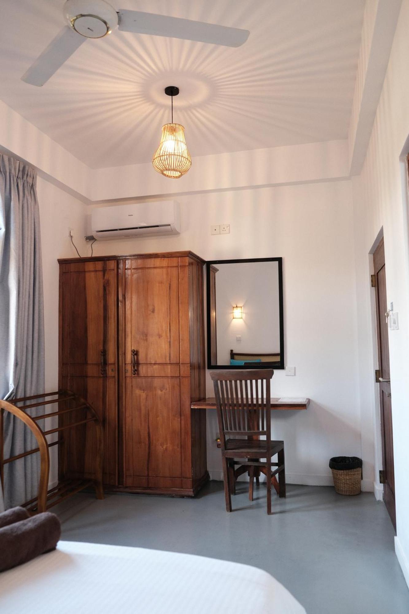Ruma Surf Hotel Ахангама Экстерьер фото